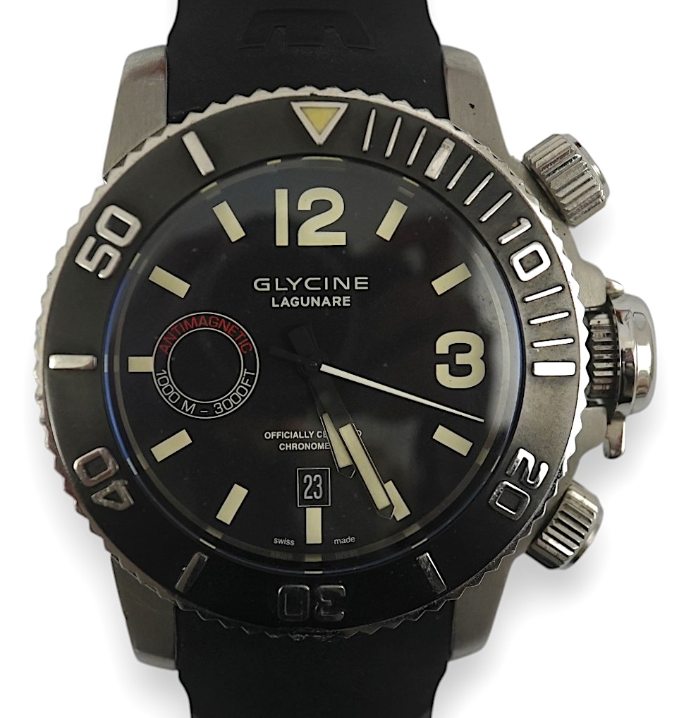 A gentleman's modern stainless steel Glycine Lagunare automatic officially certified chronometer diver's watch